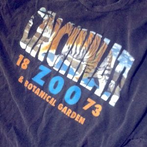 Vintage cincy zoo tiger tee